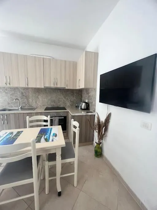 Sun & Sea Apartment Qerret 1 Golem  Albania