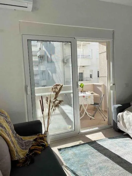 Sun & Sea Apartment Qerret 1 Golem  0*, Golem (Tirana)
